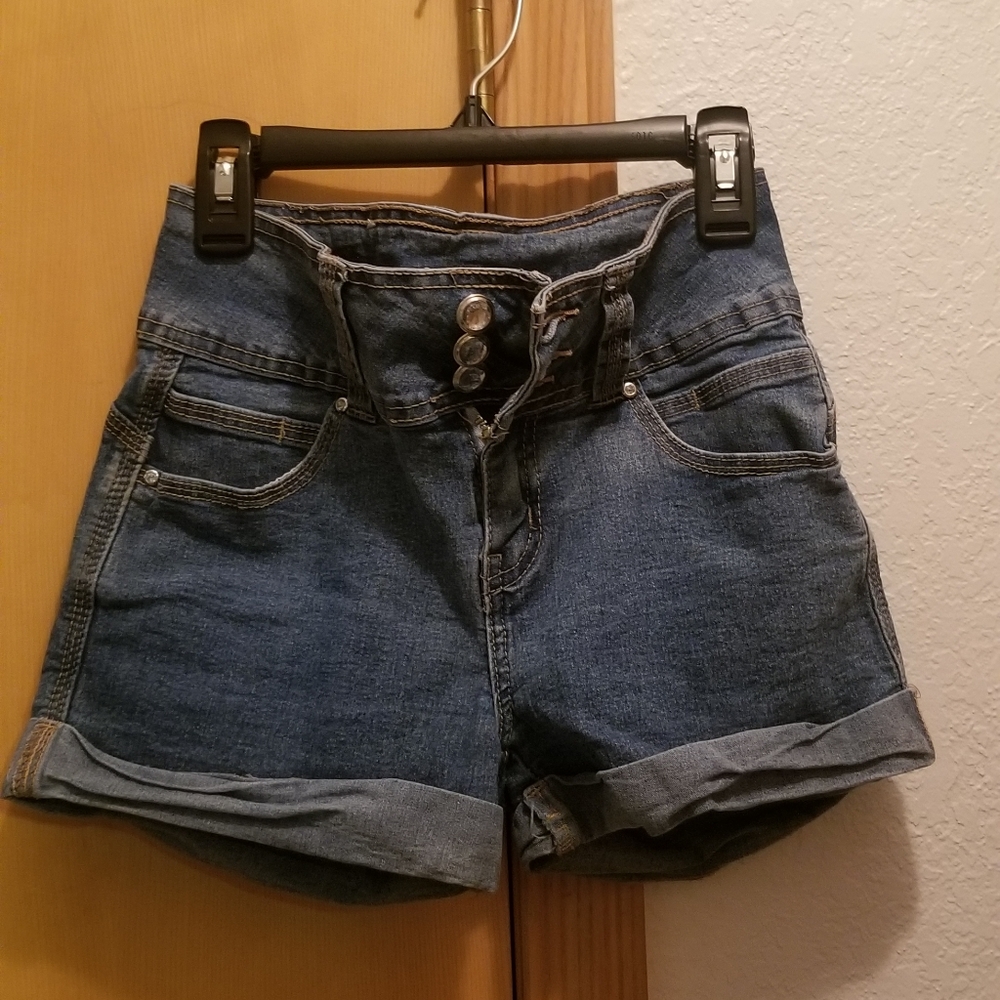 DIAMANTE SHORTS